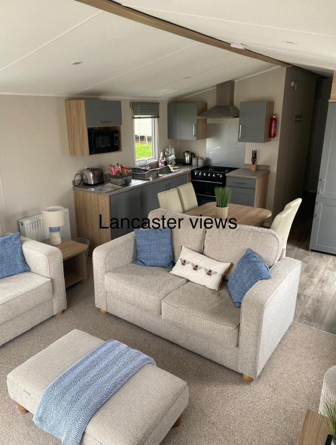 Lancaster Views, Luxury 2022 Home With Hot Tub Tattershall Exterior photo